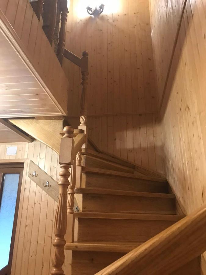Villa Ялинка Myhove Esterno foto