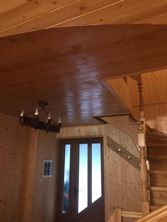 Villa Ялинка Myhove Esterno foto