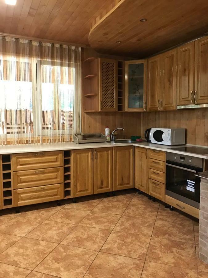 Villa Ялинка Myhove Esterno foto