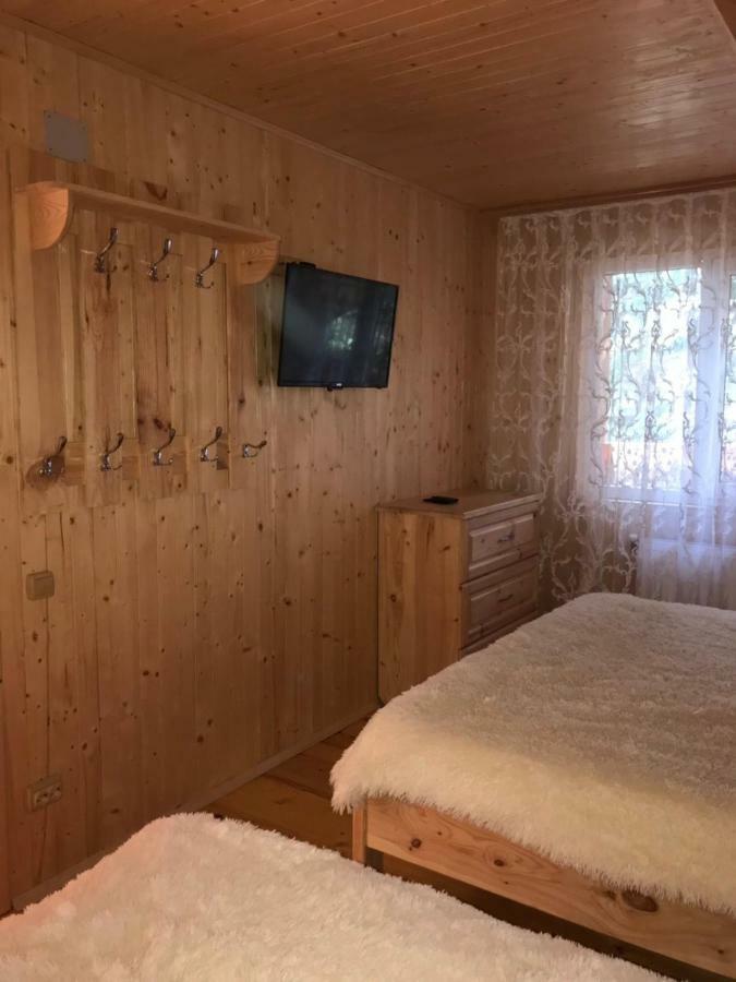 Villa Ялинка Myhove Esterno foto